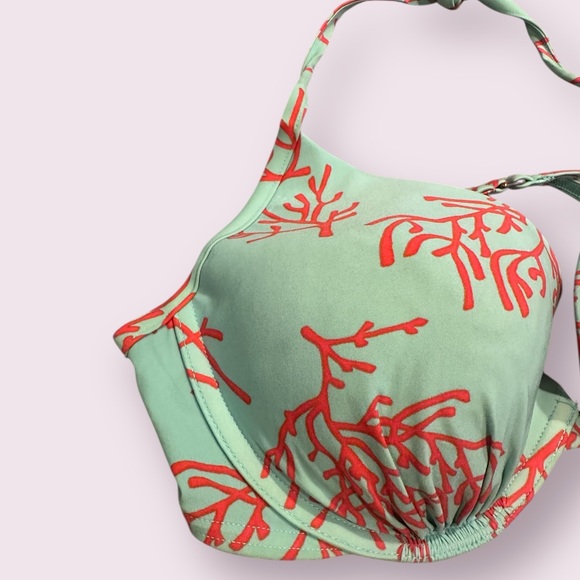 Women's Victoria's Secret Coral Print Bikini 36C and Medium - Picture 7 of 16